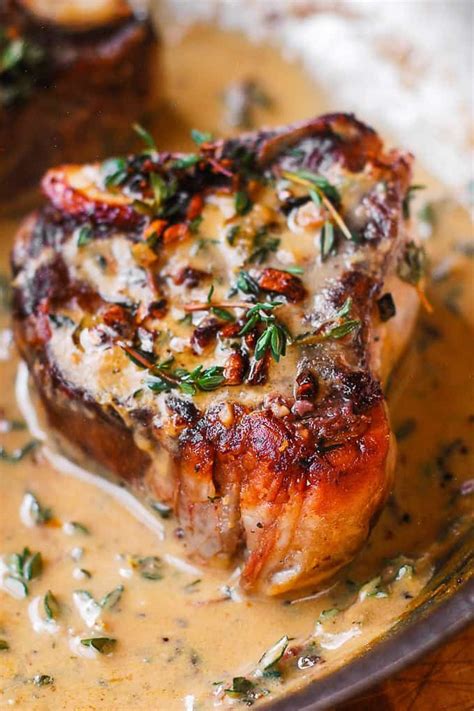 Easy Pan-Seared Lamb Chops with Creamy Mustard-Thyme Sauce | Lamb loin chop recipes, Lamb chop ...