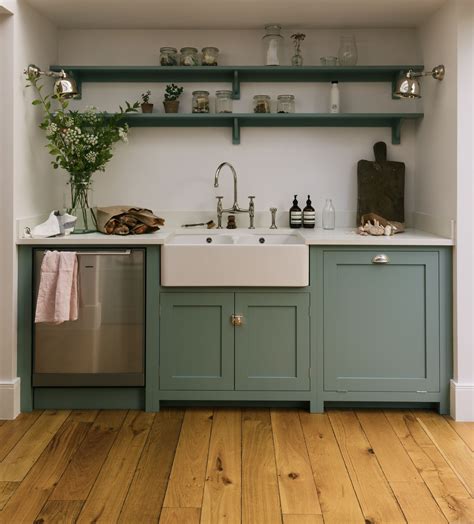 Shaker Kitchens by deVOL - Handmade Painted English Kitchens | Kitchen ...