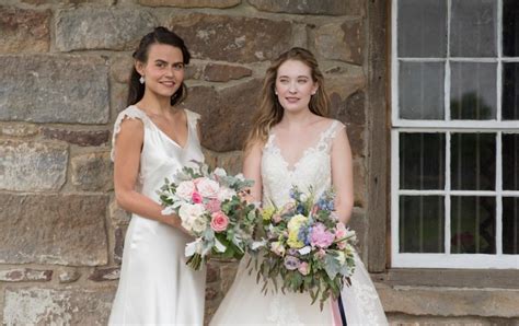 Pretty pink barn wedding inspiration with creative cocktails & desserts