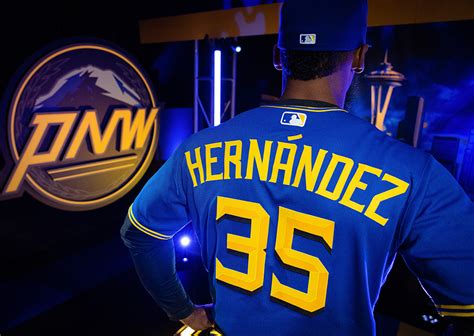 Mariners New City Connect Uniform Taps Into City’s Long Baseball ...