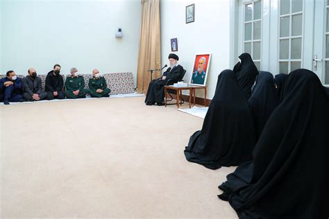 Khamenei.ir - Imam Khamenei met with family of Martyr Qasem Soleimani