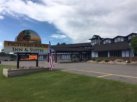 PICTURED ROCKS INN & SUITES - Hotel Reviews & Price Comparison (Munising, MI) - Tripadvisor