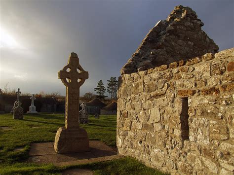 Clonmacnoise Celtic Cross Photograph by John Quinn | Fine Art America