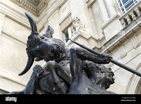 Tate Britain exterior sculpture Stock Photo - Alamy