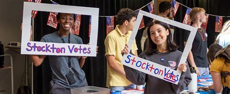 Students Drive Peers to Get Out and Vote - News | Stockton University