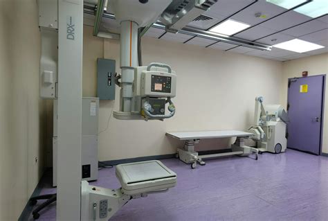 Medical Equipments in the Room · Free Stock Photo