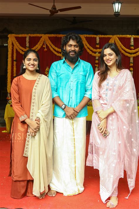 Malavika Manoj, Bhavya Trikha @ Rio Raj Movie Launch Stills ...