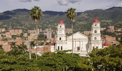 Iglesia de Envigado, Antioquia | Lugares hermosos, Colombia y Paisajes