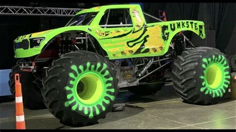 Gunkster Hot Wheels Monster Trucks Live Theme Song (FULL) - YouTube