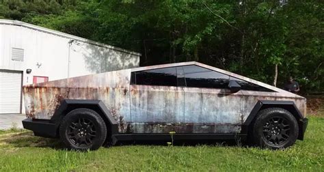 Tesla Cybertruck gets a rusty wrap and it looks incredible