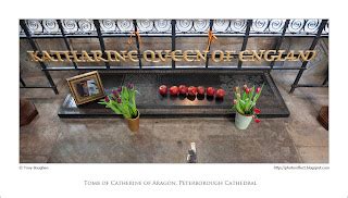 PhotoReflect: Tomb of Catherine of Aragon