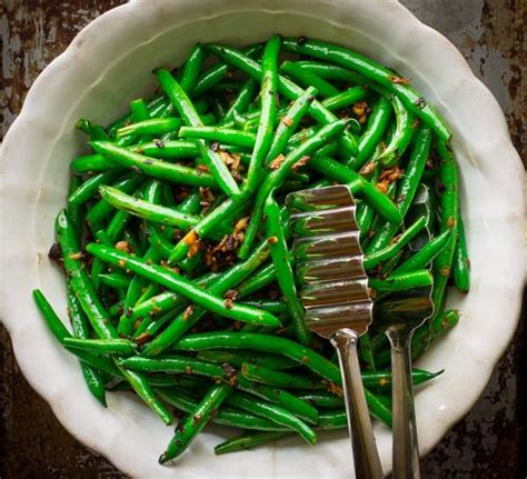 green beans with fermented black beans ~ aka dirty green beans ...