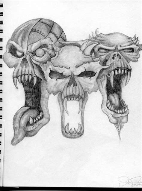 Skulls indeed. Just some shading/anatomy practice. But I think they came out prrrrrretty good ...