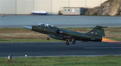 Beautifully restored Norwegian Air Force F-104 Starfighter. [745x1060] : r/WarplanePorn