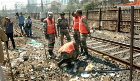 Army begins work on FOB at Mumbai’s Elphinstone Road station; expect mega blocks | Mumbai news ...