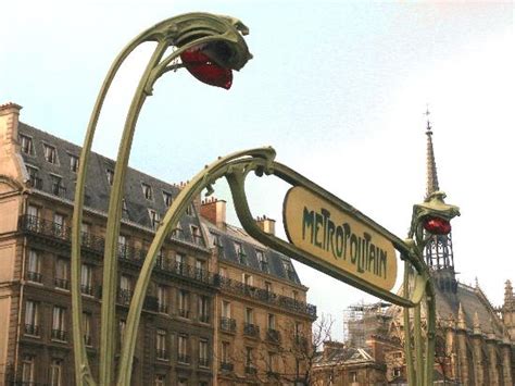 Art Nouveau Metro Sign - Picture of Paris, Ile-de-France - TripAdvisor