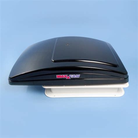 Maxxfan Deluxe (Power) Smoke Lid - 400x400mm | CaravansPlus