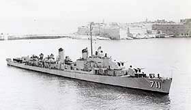 USS Gyatt DD-711 destroyer moving into the Grand Harbour Malta 15th April 1945 Vintage Photo ...