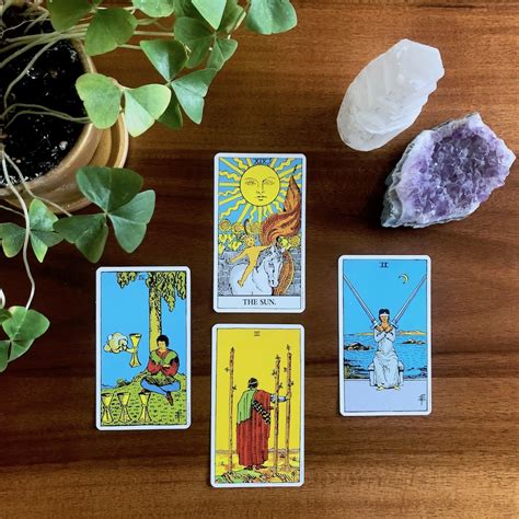 How to Choose a Tarot Deck for Beginners - Happy as Annie