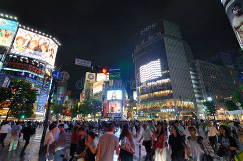 Shibuya Crossing editorial photo. Image of tokyo, urban - 28553481