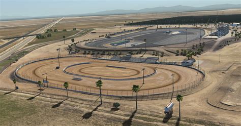 Kern County Raceway Park Previewed By iRacing | Race Sim Central