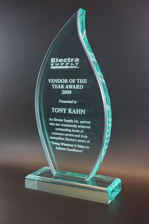 Custom Glass Awards - Engraving Extremes