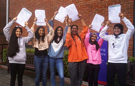 Outstanding GCSE examination results celebrated at Northwood College ...