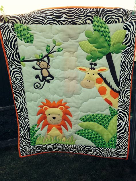 A jungle quilt I made | Safari baby quilt, Animal baby quilt, Baby ...