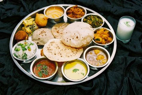 BEST FOOD ALL: RAJASTHANI THALI