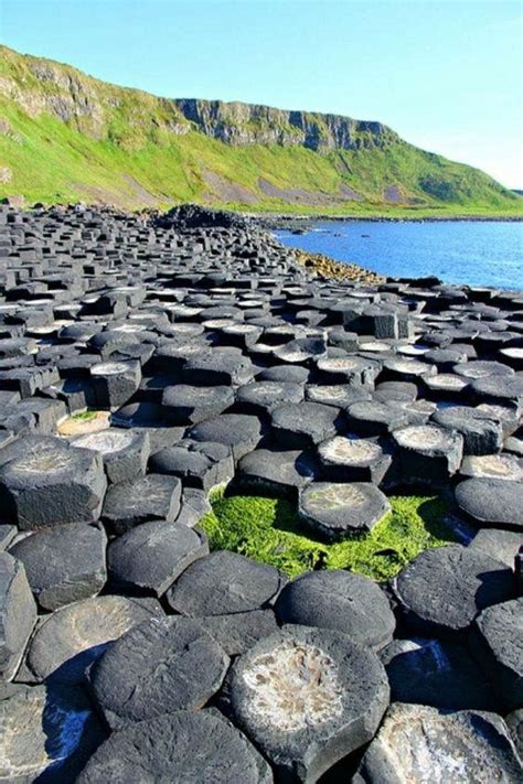 The Hexagonal Rocks of Giant's Causeway in County Antrim, Northern Ireland. Geology Wonders ...