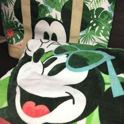 Disney | Bath | Mickey Minnie Tropical Cooler Bag Beach Towel | Poshmark