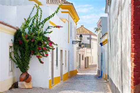 Praia Da Luz | The Most Beautiful Beach In The Algarve