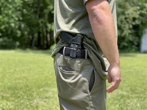 Glock 19 Concealed Carry | Holsters, Positions, and More