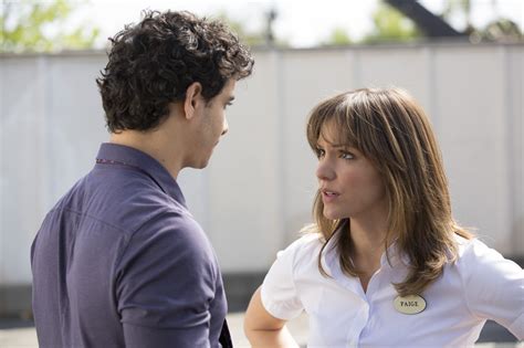 Scorpion: Elyes Gabel e Katharine McPhee in una scena della premiere della serie: 384514 ...