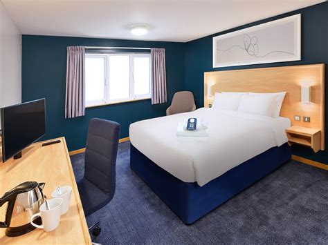 TRAVELODGE SWANSEA CENTRAL $41 ($̶5̶5̶) - Updated 2022 Prices & Hotel Reviews - Wales