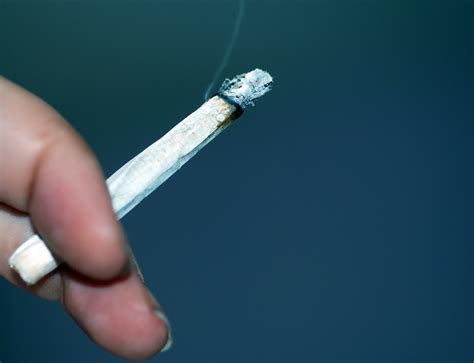 Smoking A Roll-Up | A close up photograph of someone's hand … | Flickr