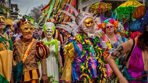 New Orleans prohibiting Mardi Gras parades in 2021 | FOX 35 Orlando