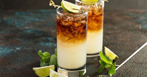 17 Best Ginger Ale Cocktails - Insanely Good