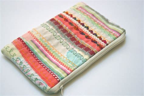 Love this pencil case can not wait to make it! | Easy sewing projects ...