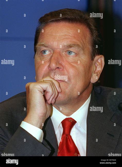 German Chancellor Gerhard Schroeder (SPD), pictured at his first press conference in front of ...