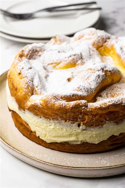 Karpatka (Cream puff cake) - Sugar Pursuit