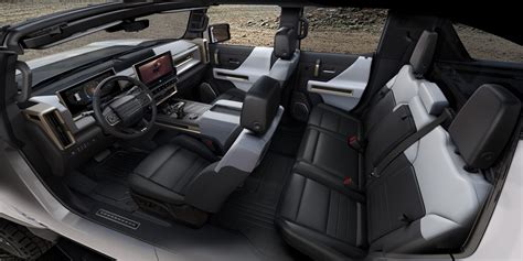 Revealed: 2022 Hummer EV packs 1000 hp, Edition 1 will cost $112K | Hagerty Media