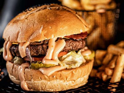 Firefly Burger delivery service in UAE | Talabat