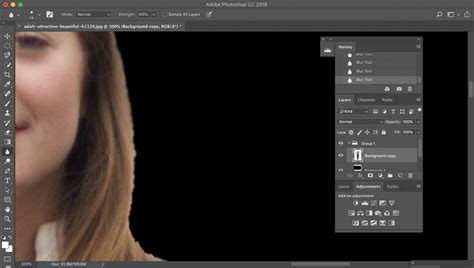 How to Smooth Edges in Photoshop (Photoshop Feather) | Skylum How-to