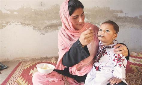 Drive shows 0.24m children malnourished - Pakistan - DAWN.COM