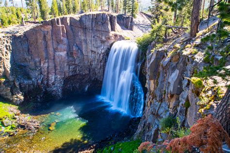 Rainbow Falls Hike - Mammoth Lakes, CA - That Adventure Life