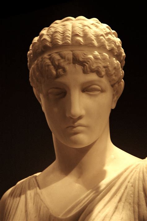 Greek woman wearing Fillet | Statue, Ancient greek art, Greek statue