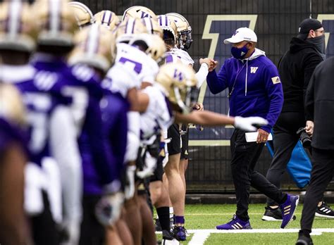 Analysis: With all five starters returning, can UW’s offensive line exceed Jimmy Lake’s lofty ...