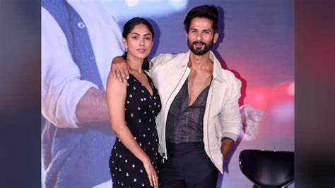 Jersey Trailer: Shahid Kapoor shares a steamy kiss with Mrunal Thakur