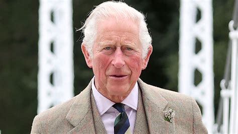 Prince Charles responds to cash-for-honours allegations after aide ...